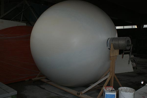 GFK Kugel by Colin Patterson