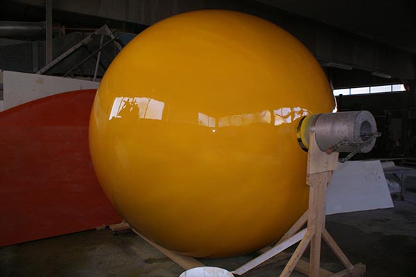 GFK Kugel by Colin Patterson