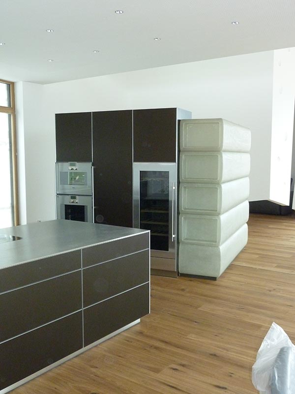 GFK Korpus Innenarchitektur by Colin Patterson