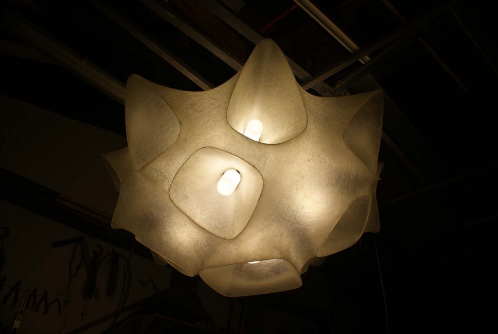 gfk lampe by colin patterson im vitrahaus 6